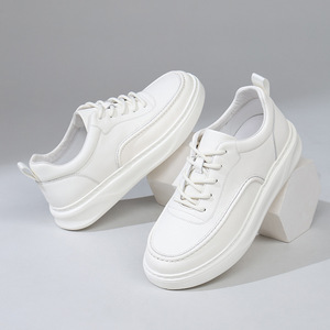 Chaussures de skate blanches, chaussures décontractées, semelle épaisse multicouche, coutures soignées, tige légère et souple, chaussures pour hommes - Product Image 3