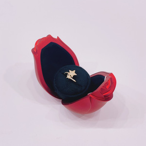 Caja de anillo en forma de rosa para el día de San Valentín, embalaje de joyería abierto de doble cara, moderno y elegante - Product Image 4