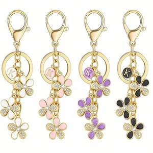 Llavero de aleación hecho a mano con 26 letras y flores punteadas, estilo coreano, el más vendido, bonito y a la moda, para niñas y estudiantes - Product Image 2