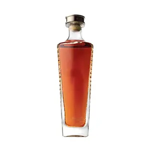 Fabrik kundendefinierte luxuriöse 500 ml 700 ml 750 ml Glasflaschen mit Korken für Whiskey Vodka Rum Spirituosen mit Korken