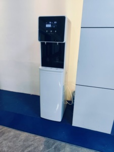 Thương mại hộ gia đình tia cực tím thẩm thấu ngược Máy lọc nước 5 giai đoạn T33 Lọc nóng/lạnh chức năng điện nhựa cho RV - Product Image 2