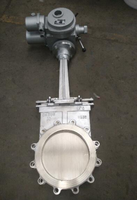 Vanne à guillotine en fonte GGG50 avec lame en acier inoxydable SS316 et actionneur pneumatique pour applications générales (eau, gaz, huile)