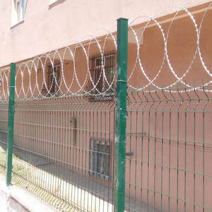 Clôture extérieure commerciale <span class=keywords><strong>rigide</strong></span> pour la maison Clôture en panneau enduit de PVC pour mur de délimitation Rasoir de clôture en treillis métallique soudé 3D - Product Image 3