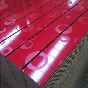 Panneau mural à rainures de 18 mm 4*8 pieds / Panneau mural à rainures / Panneau à rainures en <span class=keywords><strong>MDF</strong></span> mélaminé PVC haute densité UV pour la décoration - Product Image 5
