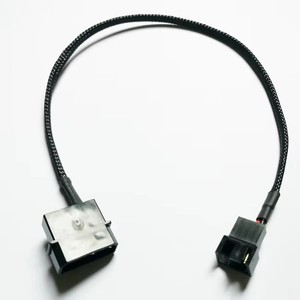 <strong>4</strong>-<strong>Pin</strong> <strong>Molex</strong> to <strong>4</strong> <strong>Pin</strong> PMW <strong>Connector</strong> 12V PC Case Fan Power <strong>Adapter</strong> Cable - Product Image 2