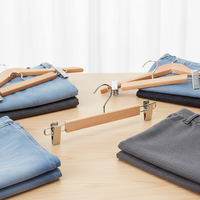 Clips antidérapants multifonctionnels pour économiser de l'espace, pour cintres en bois, pour l'affichage des vêtements dans la garde-robe, la salle de bain, la cuisine et le salon