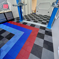 Carreaux de verrouillage de sol pour lavage de voiture Sol de garage modulaire ventilé Pp Pvc Plastique Carreaux de garage à emboîtement
