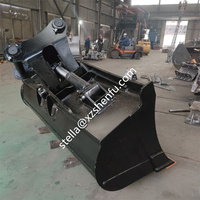Bucket Excavator Hidrolik Tilt 45 Derajat dengan Side Swing untuk Penggalian dan Perataan Parit