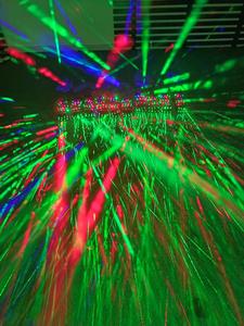 GlowDisplay 可充电多色激光手套 4 头红/绿/蓝/紫灯 可定制徽标 DIY 适合 DJ 舞台表演 - Product Image 3