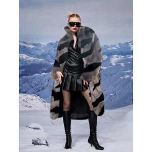 Cappotto Elegante da Donna <span class=keywords><strong>in</strong></span> Vera o Finta Pelliccia di <span class=keywords><strong>Volpe</strong></span>/Raccoon/Merluzzo/Pecora/Cani di Mare, Lungo, Traspirante, Antivento, con Collo Rovesciato <span class=keywords><strong>in</strong></span> Raso - Product Image 4