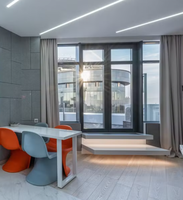 Ventana de Aluminio para Villa con Diseño de Doble Acristalamiento con Rotura de Puente Térmico y Barras de Seguridad Decorativas