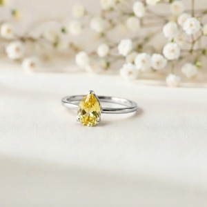 Anillo de Plata 925 con Topacio Amarillo Corte Pera, Chapado en Oro, Minimalista, con Gema, Unisex, para Uso Diario, Vermeil - Product Image 1