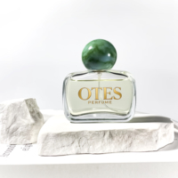 Bouteilles d'huiles essentielles de forme unique à vendre, flacon en verre, emballage cosmétique, diffuseur d'air, flacon de parfum de luxe pour voiture, 50 ml