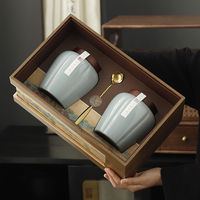 Vente en gros de boîtes-cadeaux en bois avec pot en céramique avec couvercle tasses en céramique personnalisées tasse pot à bougie pour emballage en bois boîte-cadeau