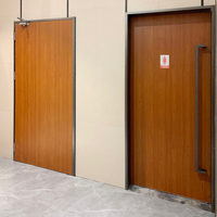 Mamparas de Baño HPL Fenólicas DEBO de Buena Calidad con Varios Acabados para Edificios Comerciales