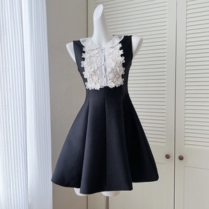 Robe courte sans manches à <span class=keywords><strong>col</strong></span> <span class=keywords><strong>Claudine</strong></span> en dentelle française taille haute - Product Image 1
