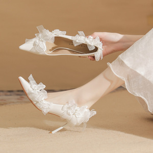 Scarpe da Sposa Personalizzate dal Produttore, <span class=keywords><strong>Tacchi</strong></span> Alti di Lusso <span class=keywords><strong>Bianchi</strong></span> <span class=keywords><strong>con</strong></span> Pizzo e Farfalla per Donne - Product Image 2