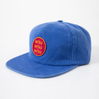 Casquette Snapback à visière plate en toile de coton de couleur unie, personnalisée, avec patch brodé, directement de l'usine