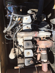 Excavadora de segunda mano Hyundai 22TON Buen estado Maquinaria pesada Núcleo usado Bomba de engranajes de motor incluida Vendido a nivel mundial - Product Image 5