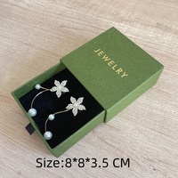 Boîte d'emballage carrée pour bijoux avec logo personnalisé, en carton, avec ruban, pour boucles d'oreilles et bagues, fermeture à cordon.
