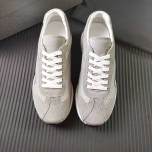 รองเท้าฝึกซ้อมแบบผูกเชือกสไตล์เยอรมันบุหนัง ทนทานต่อแรงกระแทก กันลื่น พร้อมเชือกผูกรองเท้าที่ใส่สบาย รองเท้าผู้ชายระดับไฮเอนด์ - Product Image 3