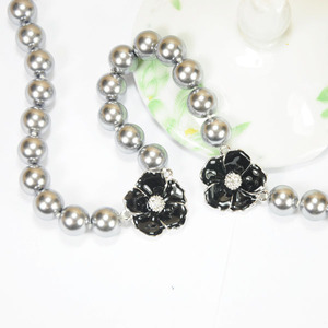 de imitación de flores negras, venta al por mayor de fábrica Collar de perlas - Product Image 2