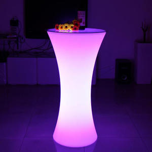 طاولة حفلات تضيء بألوان Rgb محمولة للحفلات ، طاولة حفلات ، أثاث تأجير Led متوهجة للحفلات - Product Image 1