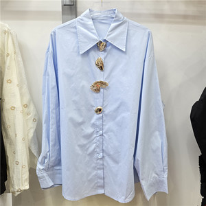 Kemeja Wanita Lengan Panjang 2026 Warna Biru Muda Kerah Polo Kancing Daun Logam Unik Model Longgar Kasual - Product Image 1