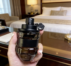 Perfume Intenso Inspirado en Oriente Medio 2025 para Hombres y Mujeres, Fragancia Audaz de <span class=keywords><strong>Granada</strong></span> y Bomba, Colonia en Spray Amaderada, Floral y Especiada - Product Image 1