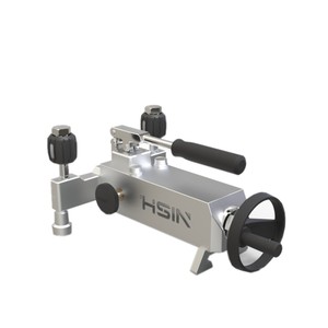 Comparateur de pression hydraulique manuel 700 bar HSIN615, pompe d'étalonnage, connecteur de manomètre à quatre ports, HSIN615 Hydrostatic Pr - Product Image 5