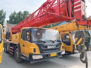 รถเครนติดตั้งบนรถบรรทุก Stc250s ของ Sany 25ton เครนเคลื่อนที่ไฮดรอลิกสำหรับรถบรรทุก