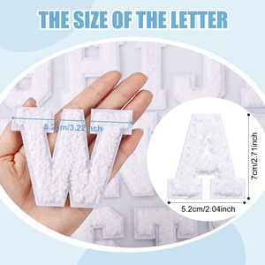 Parches de Letras de Chenilla Termoadhesivos Personalizados a Precio de Fábrica, Bordados en Tela Blanca, Material Personalizado, Tamaño Personalizado para Bolsos, Ropa y Gorras - Product Image 5