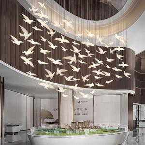 Villa personnalisée décoration <span class=keywords><strong>de</strong></span> plafond <span class=keywords><strong>de</strong></span> mariage à domicile lustre en cristal acrylique pour oiseaux volants tombants - Product Image 2