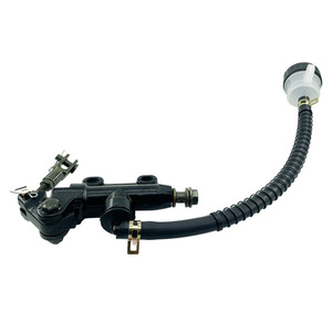Bomba hidráulica de freno trasero de una pieza para motocicleta Motochi, para Qianjiang Horizon Street Bike, color negro - Product Image 2