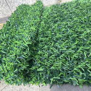 Tappeto da giardino in seta artificiale resistente ai raggi UV 1.6mm filo di ferro buon drenaggio PVC filo di recinzione in filo di erba <span class=keywords><strong>per</strong></span> decorazione Ranch all'aperto - Product Image 1