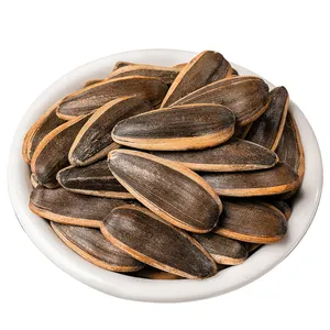 Big Roasted and Dried Sunflower Seeds Boiled Salted With Kernel Flavor