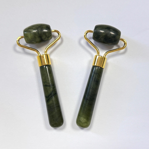 Rodillo facial mini de jade Xiuyan verde de alta calidad, reductor de arrugas, juego de rodillo de jade y guasha - Product Image 6