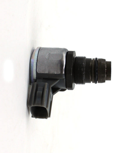 Brandstofrail Druksensor 0130 Klep voor 1GD 2GD Brandstofrail Magneetklep 23810-0E020 23810-0E011 Hoge Kwaliteit - Product Image 5
