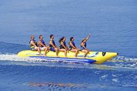 Équipement de divertissement aquatique Sea Tow, adapté aux parcs aquatiques de plage, jeu aquatique multi-personnes, bateau banane gonflable