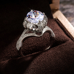 Anello da donna floreale a quattro punte, stile classico ed elegante, per la sposa, matrimonio, uso quotidiano, gioiello da dito abbinabile a tutto, regalo - Product Image 6