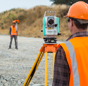 Reflectief vrij elektronisch totaalstation IP55 32x vergroting 2'' resolutie optisch instrument - Product Image 1