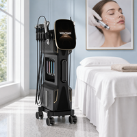 Appareil de microdermabrasion à jet d'oxygène pour le visage, peeling aquatique, analyseur de peau, machine à oxygène pour le visage, traitement de resserrement cutané par microbulles.