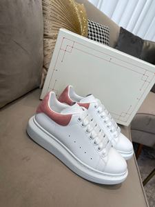 Nouvelles chaussures de sport décontractées tendance avec logo de créateur, chaussures de marche tendance, chaussures rehaussantes de haute qualité - Product Image 2