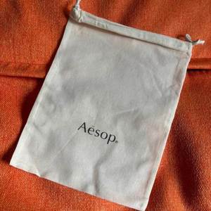 Bolsa de Almacenamiento de Cosméticos de Lona Reutilizable Ecológica, Bolsa de Maquillaje de Algodón Blanco con Logotipo Personalizado, Bolsa de Viaje para Regalos - Product Image 1