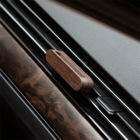 Diffuseur d'arôme de voiture avec LOGO personnalisé, clip d'aération de voiture en bois naturel désodorisant de luxe nouveau design aromathérapie de parfum automatique