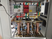 Stabilisateur de tension triphasé CE 100 kVA/200 kVA/300 kVA SVC SBW à commande par servomoteur, régulateur AC avec écran LCD, en cuivre, 380 V