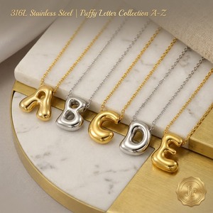 Collar con Colgante de Letra Inicial Personalizada, Chapado en <span class=keywords><strong>Oro</strong></span> de 18K, Acero Inoxidable 316L, Resistente al Agua, Sin Deslustre - Product Image 1