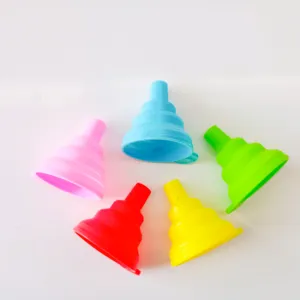 Wholesale Plastic Foldable Kitchen Cheap Multi-functional Silicone Funnel For Cooking Spice