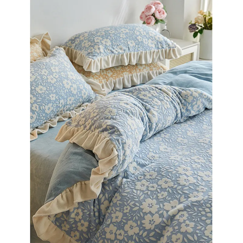 Korean Style Striped Milk Velvet Thickened Coral Flannel Bed Sheet Duvet Cover Winter Bedding Set