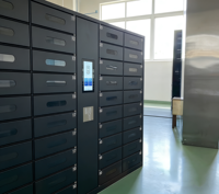 Bornes de recharge intelligentes personnalisées pour tablettes et ordinateurs portables, avec reconnaissance faciale, pour espaces publics scolaires, assemblées et résistantes aux intempéries